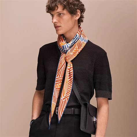 hermes paris tesori chanel foulard uomo americano|foulard a rombo hermes.